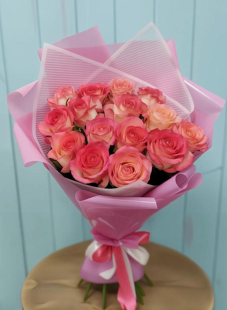 Букет 15 Розовых роз Равель в Чегеме