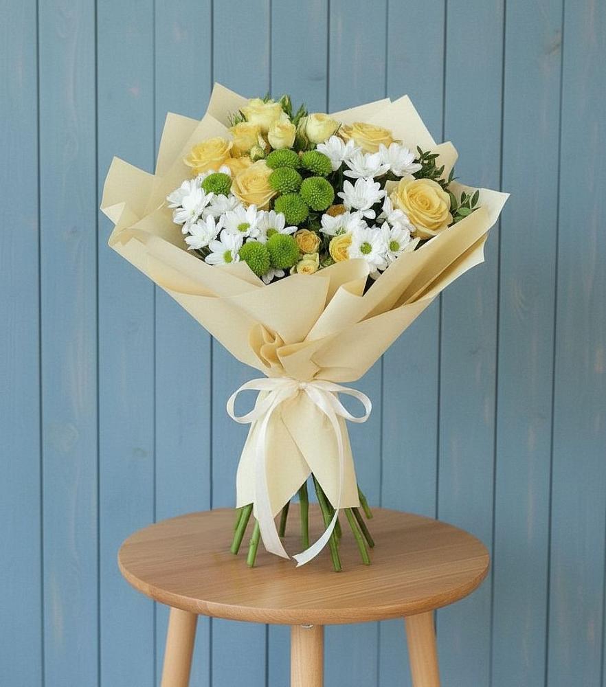 Букет Луч солнца в Чегеме Букет цветов из: Хризантемы и Розы в Чегеме