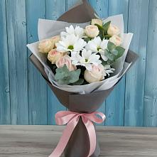 Букет цветов из:  Хризантемы и Розы в Чегеме