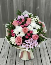 Букет цветов из:  Альстромерии, Гвоздики, Розы и Хризантемы #REPLACE_PRED# Чегеме