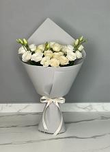 Букет цветов из:  Розы и Лизиантусы в Чегеме